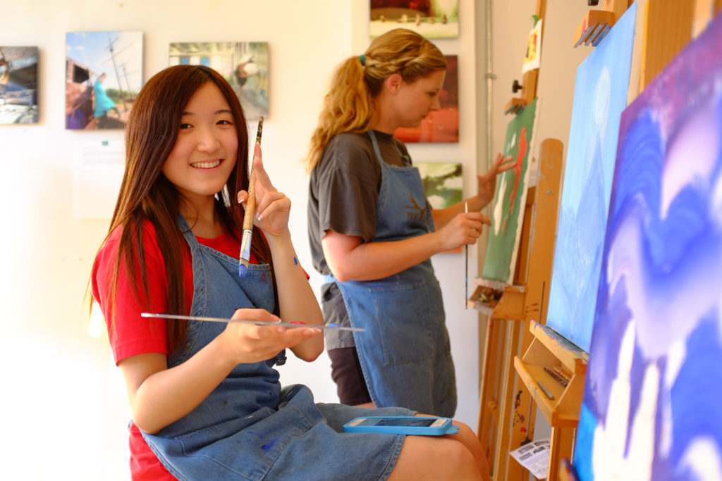 Paint Cabin Painting Pose